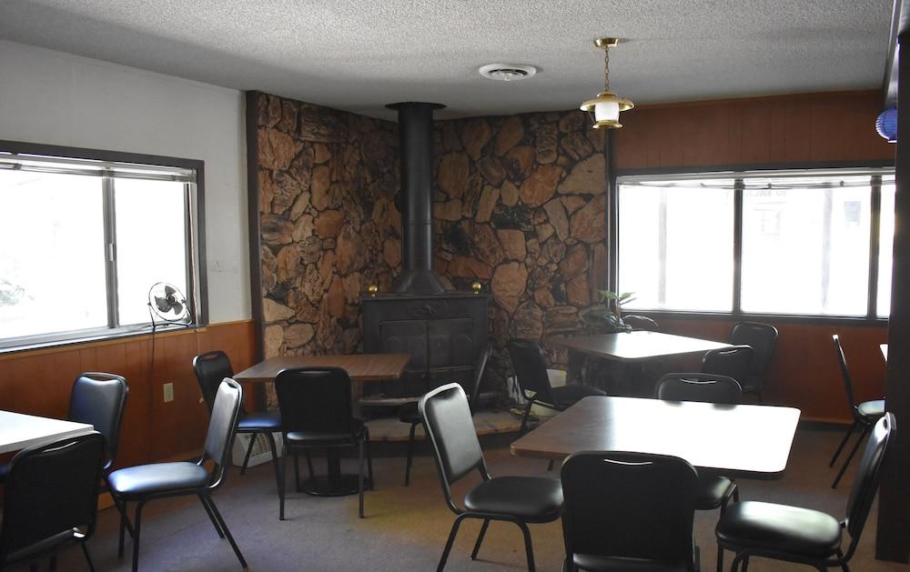 White Chief Mountain Lodge photo 28