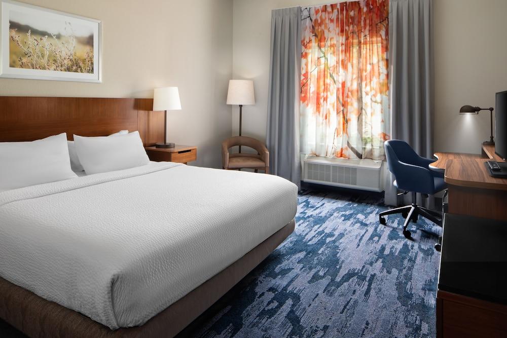 Fairfield Inn by Marriott Charlotte Mooresville photo 10