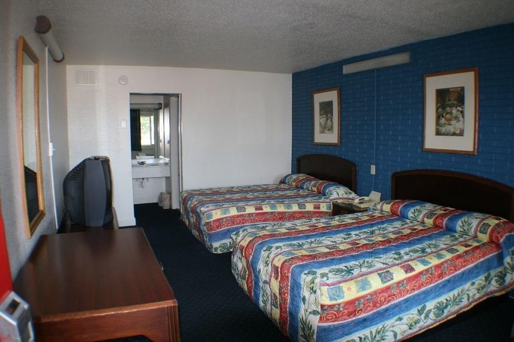 Budget Inn photo 19