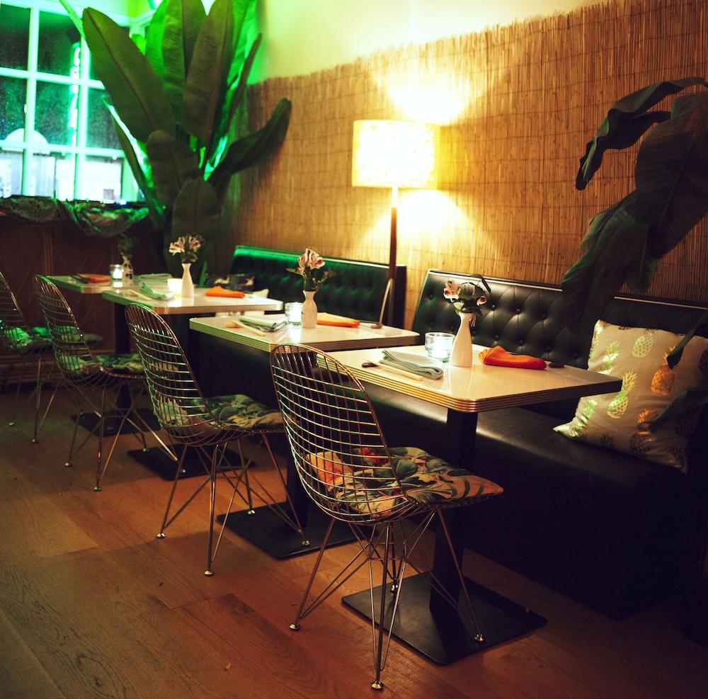 Zey Hotel photo 34