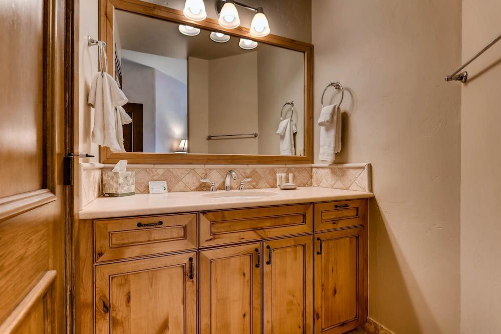 Highlands Area by East West Hospitality photo 93