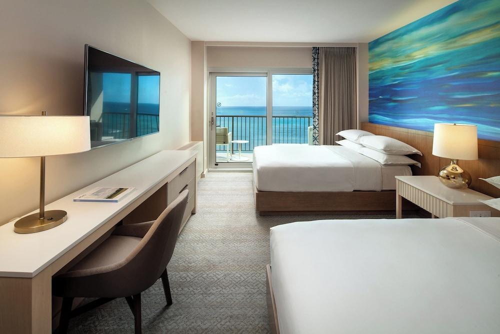 Sheraton Waikiki Beach Resort photo 10