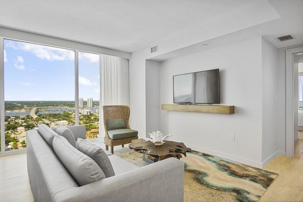 Daytona Grande Oceanfront Resort photo 66
