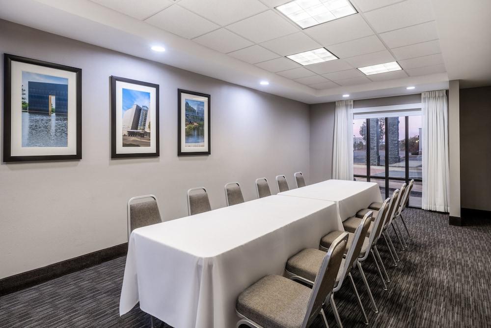 Garner Hotel Oklahoma City - Quail Springs by IHG photo 53