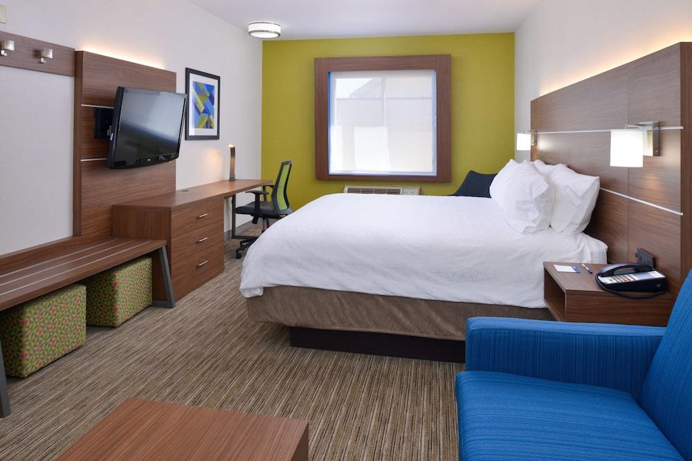 Holiday Inn Express & Suites Abilene by IHG photo 23