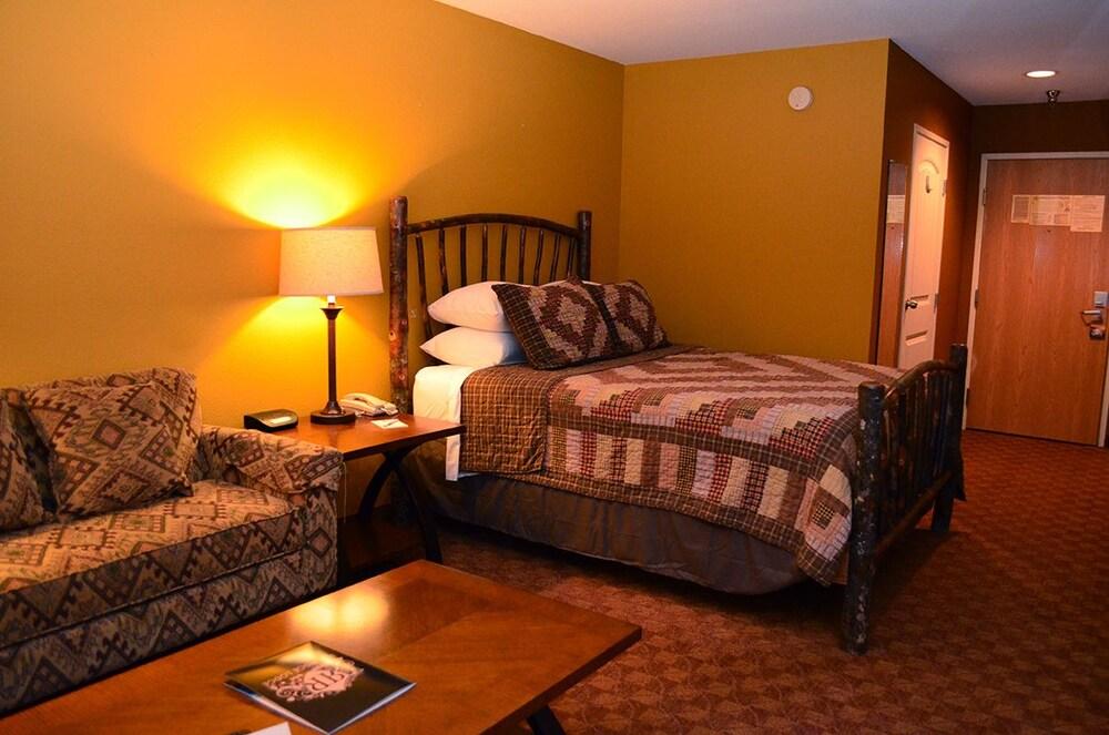 Reid Ridge Lodge photo 9