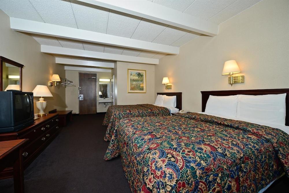 Americas Best Value Inn Phillipsburg photo 4
