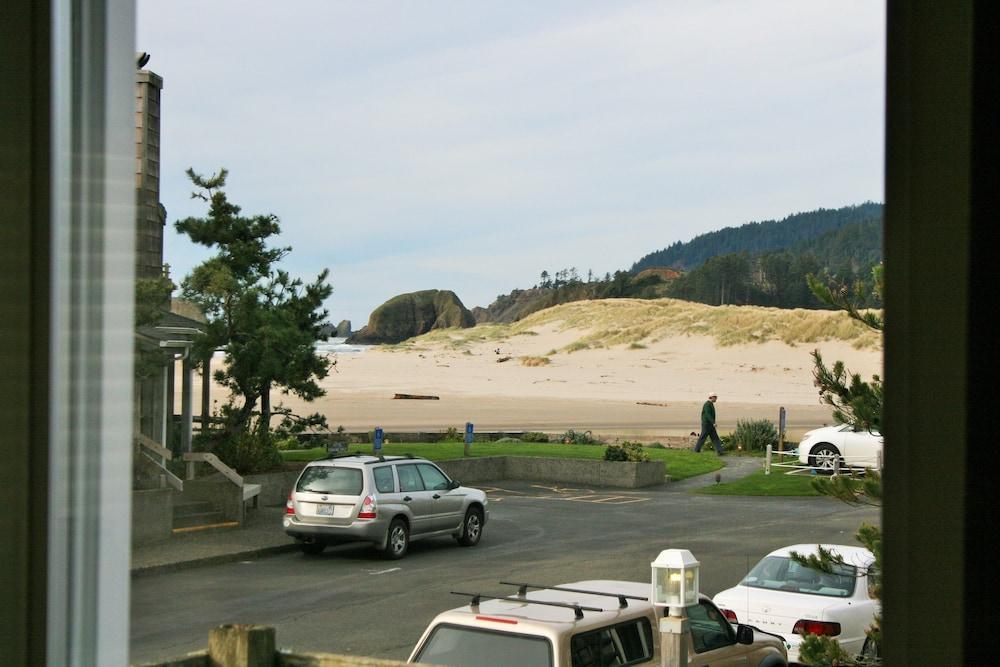 The Waves/The Argonauta Inn/The White Heron Lodge photo 76