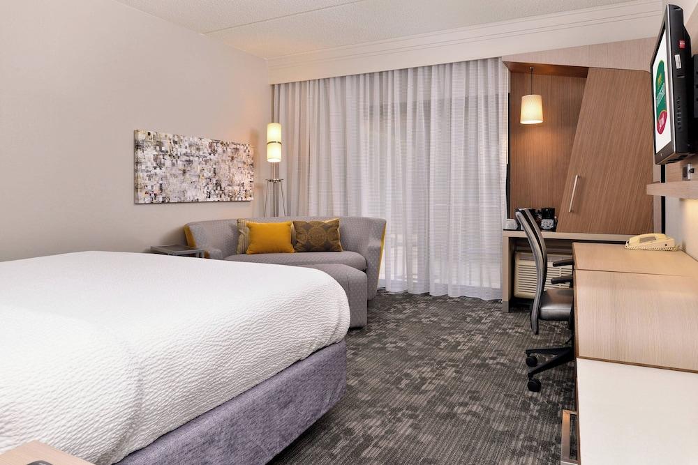 Courtyard by Marriott Dallas Northwest photo 23