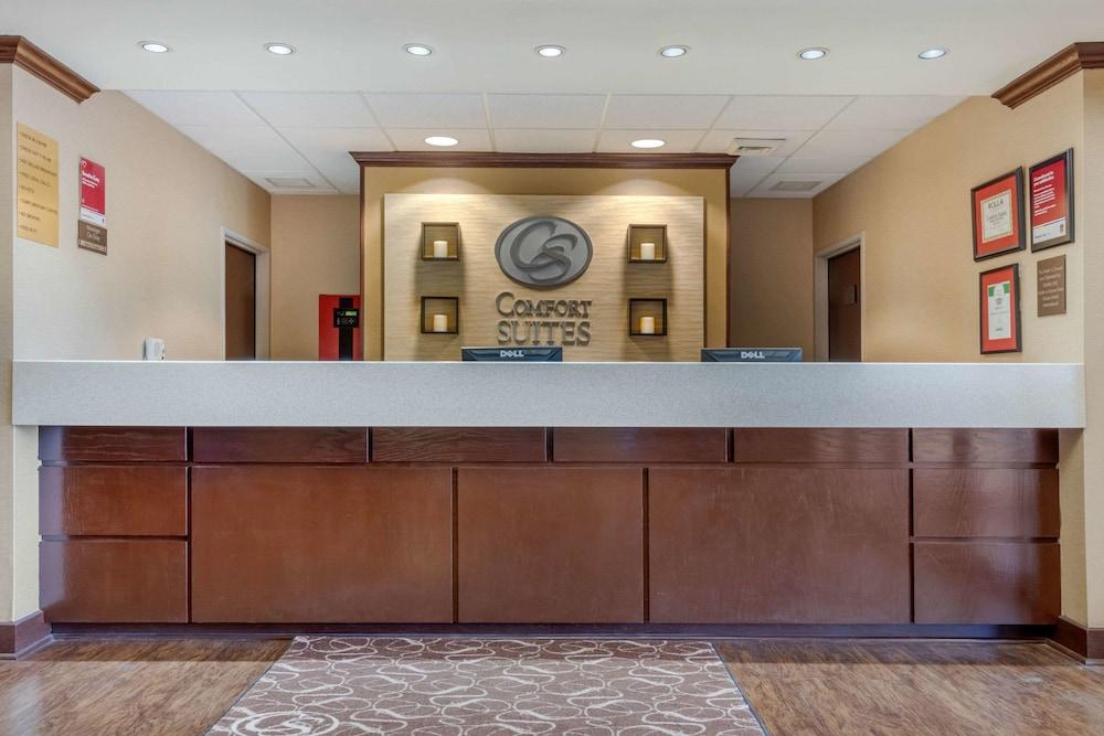 Comfort Suites Rolla photo 5