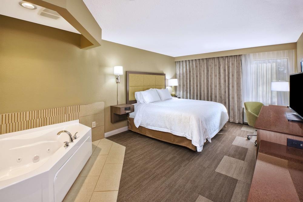 Hampton Inn Sault Ste Marie photo 8