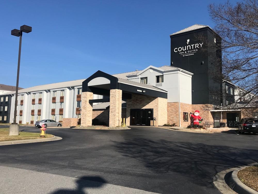 Country Inn & Suites by Radisson, Roanoke Rapids, NC — hotel in Roanoke Rapids