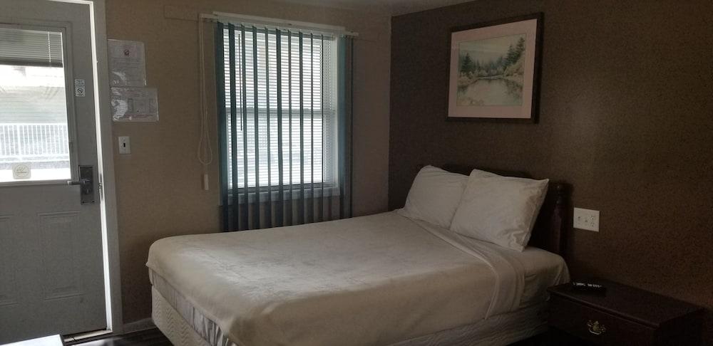 Rip Van Winkle Motel photo 19