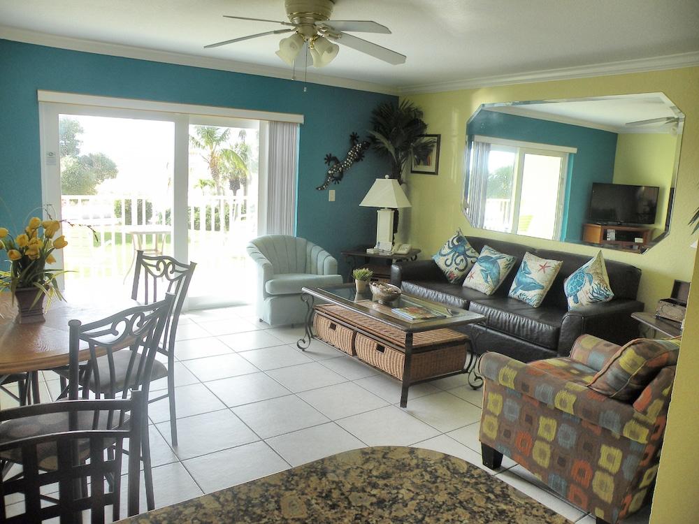 South Beach Oceanfront Resort photo 37