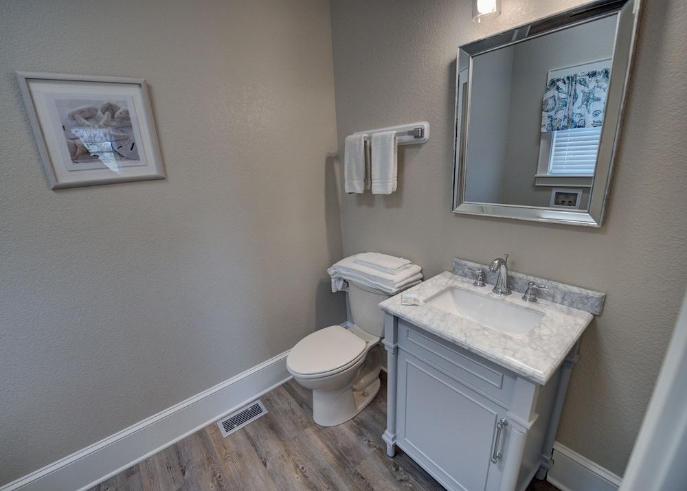 Outer Banks Motel - Village Accommodations photo 51