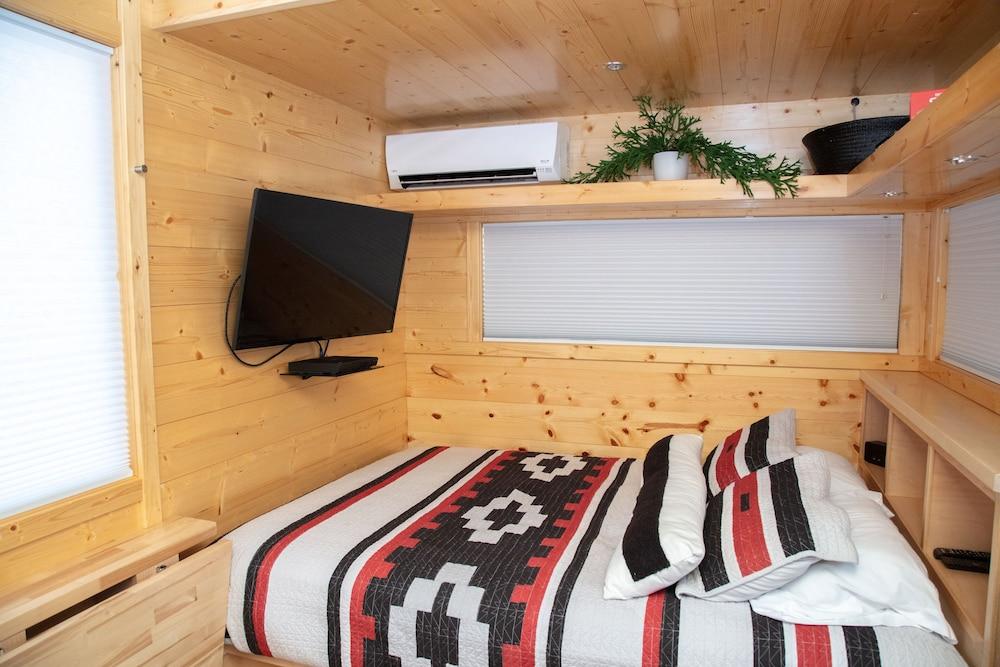 Trail and Hitch Tiny Home Hotel and RV photo 45