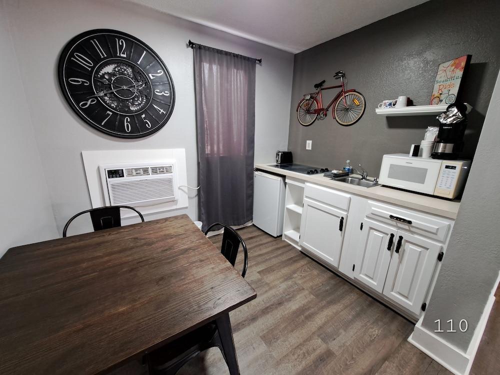 Buffalo Lodge Bicycle Resort photo 62