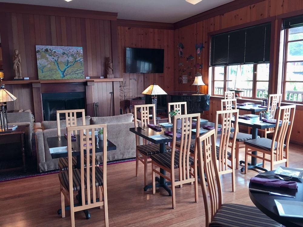 The Stanford Inn By The Sea Eco-Resort photo 42