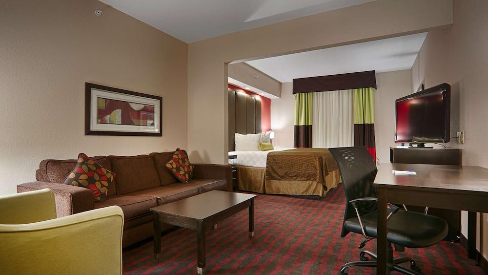 Best Western Plus Cushing Inn & Suites photo 7