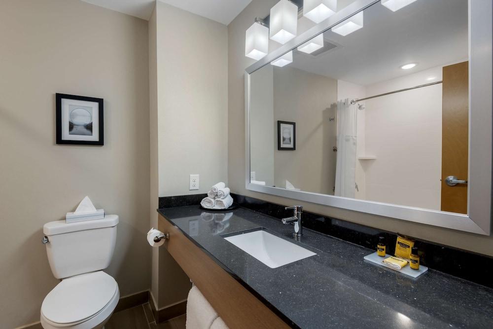 Best Western Plus Rumford Falls photo 14