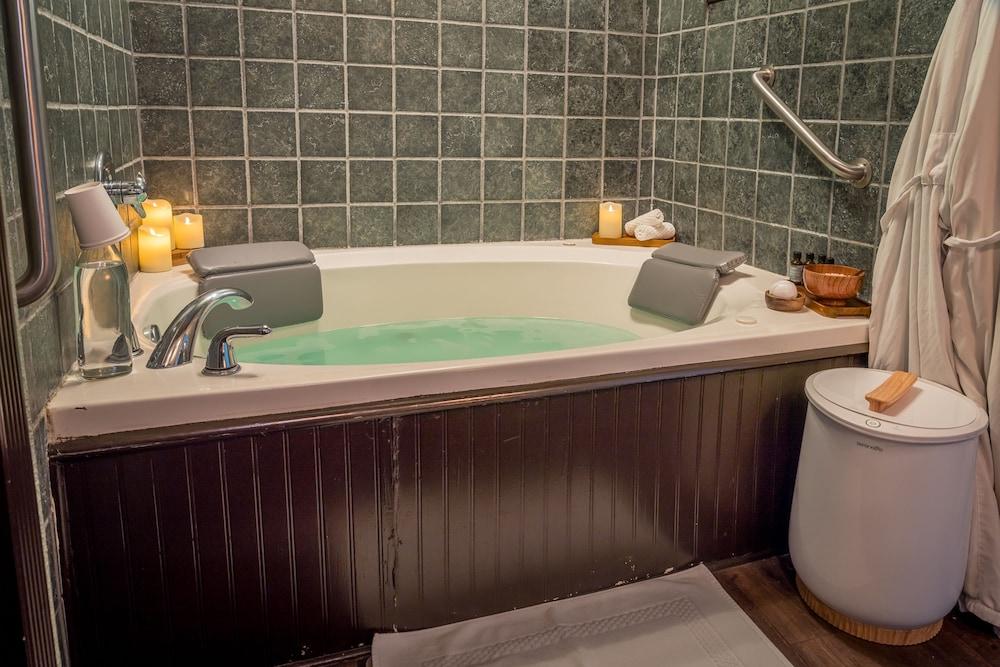 Basin Park Hotel and Spa photo 52