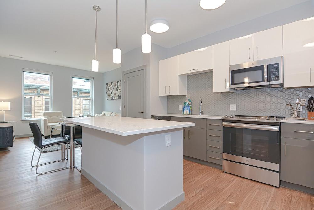 Global Luxury Suites Downtown Providence photo 43