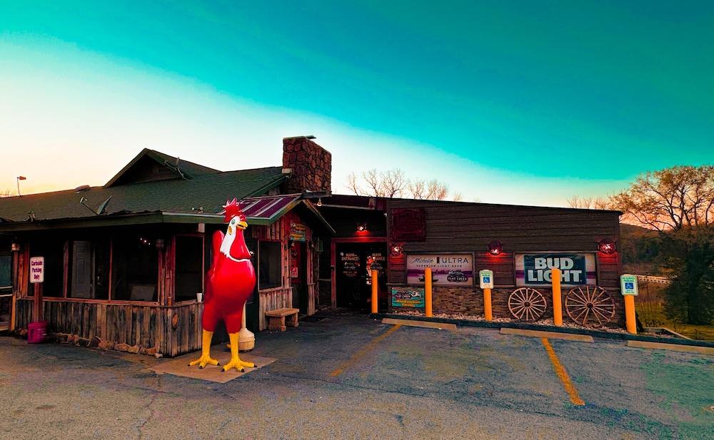 Flat Creek Lodge photo 14
