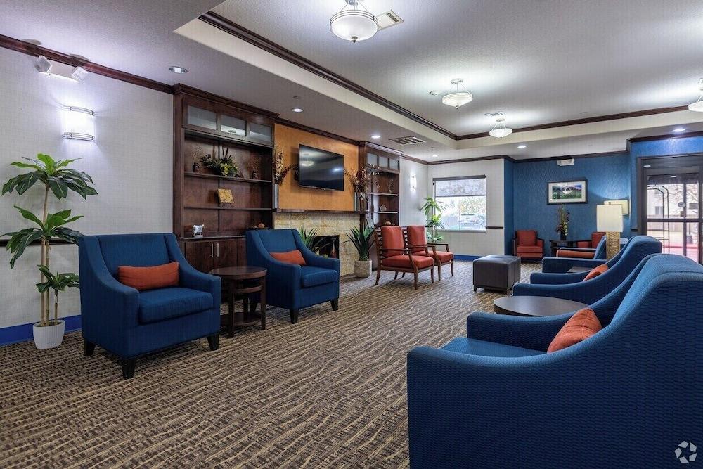 Comfort Inn & Suites Navasota photo 34