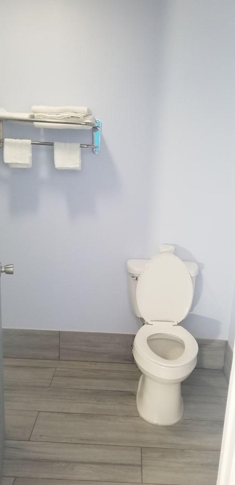 Carrizo Executive Inn photo 17