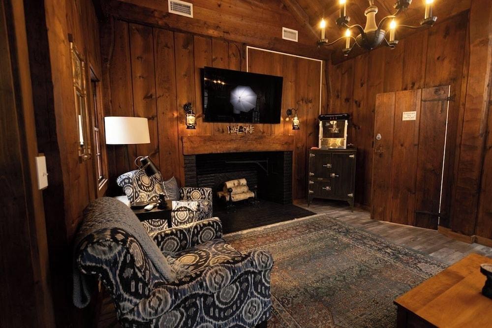 Blue Bear Inn photo 37