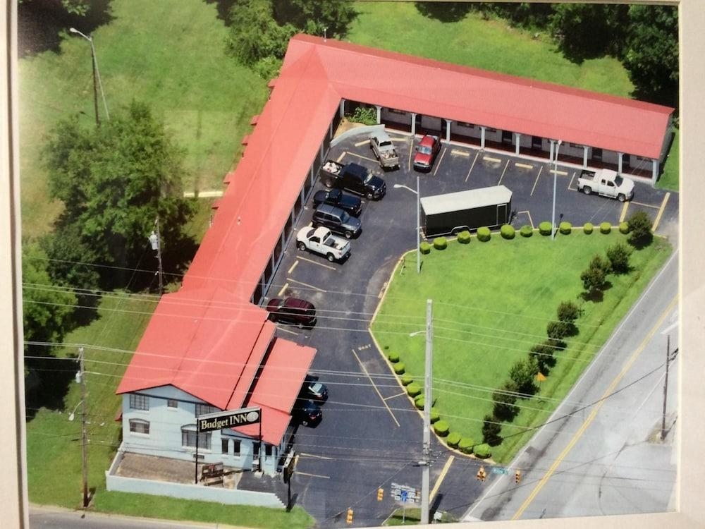 Budget Inn photo 16