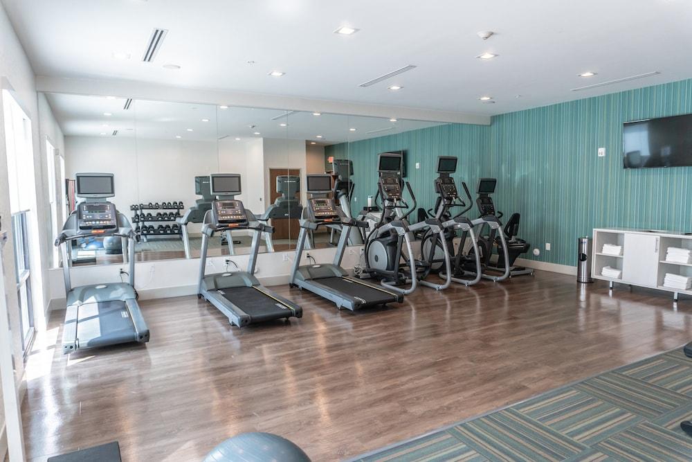 Holiday Inn Express & Suites Birmingham - Homewood by IHG photo 47
