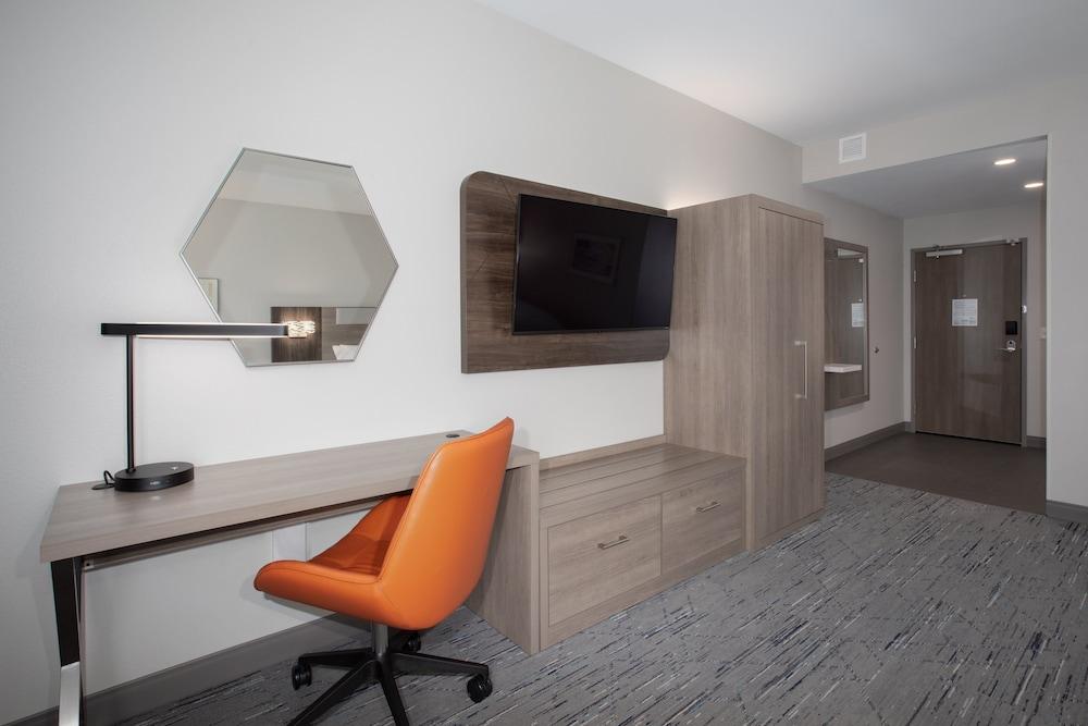 Holiday Inn Express and Suites Burley by IHG photo 30