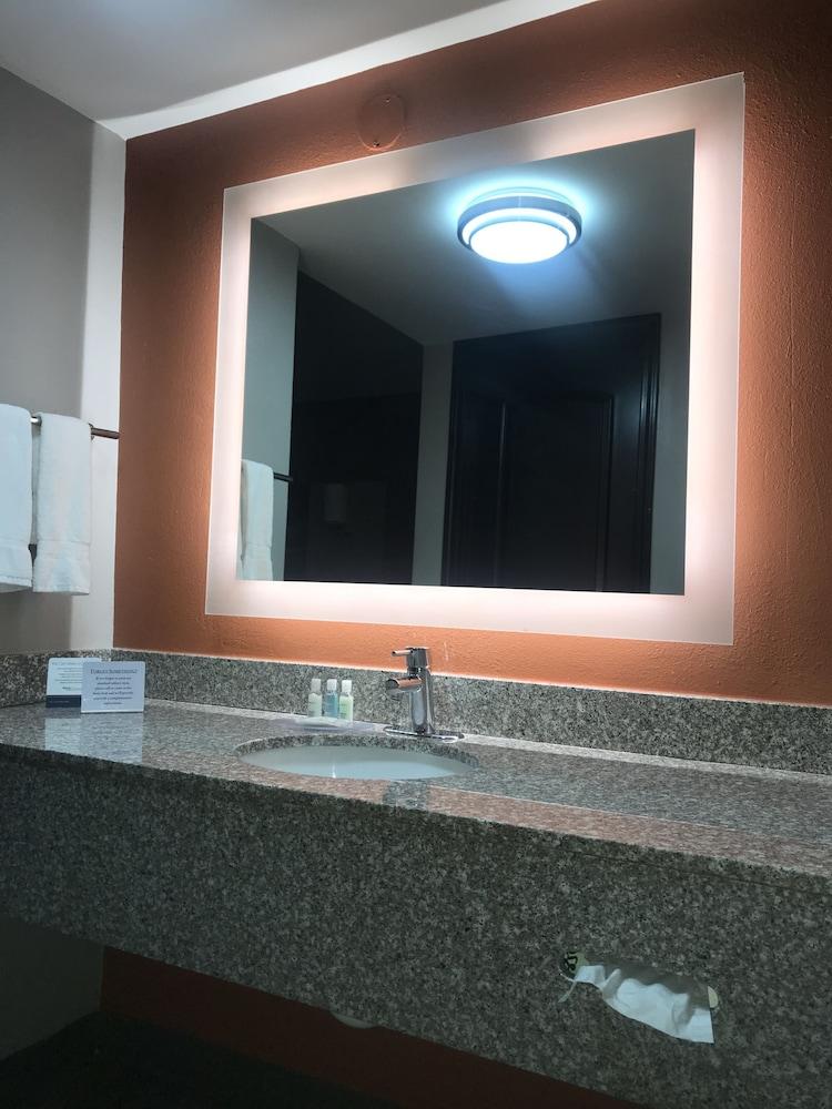 VetteCity Hotel photo 16