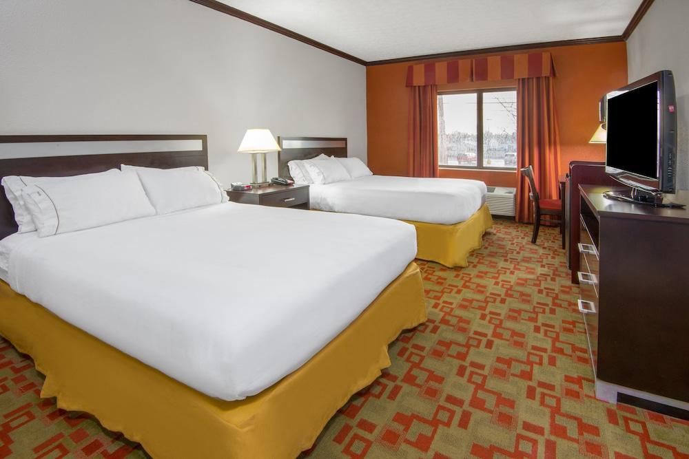 Holiday Inn Express Cleveland Airport - Brookpark by IHG photo 15