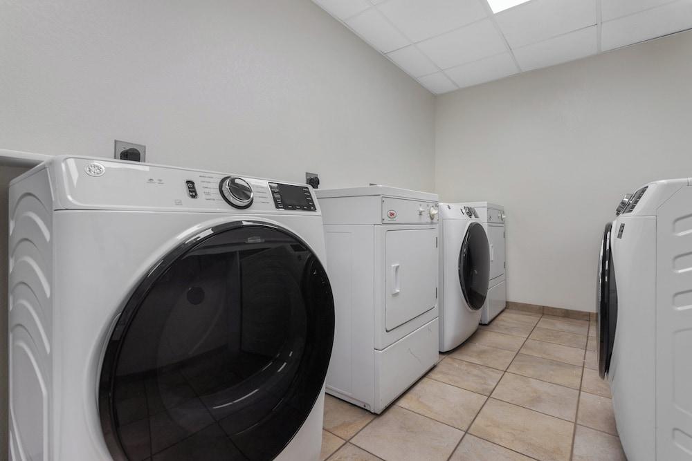 Candlewood Suites La Crosse N by IHG photo 56