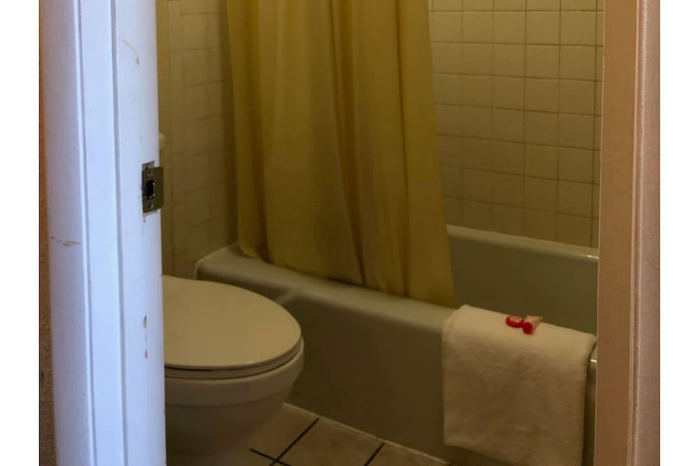 La Vista Inn photo 29