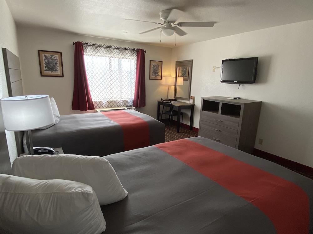 Guest House Inn photo 7