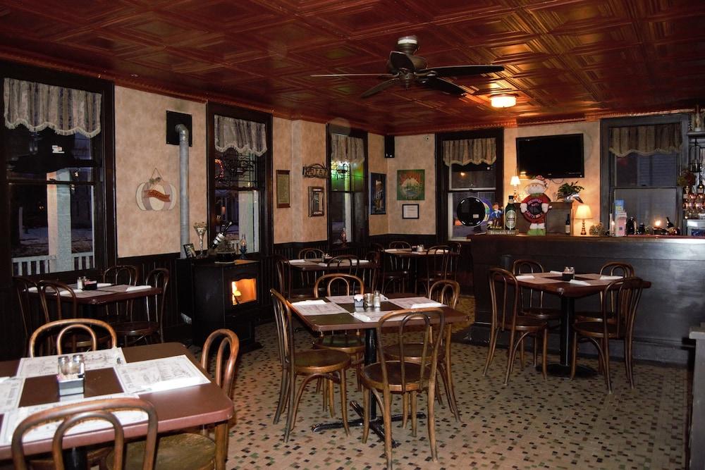 Historic Hotel Broadalbin photo 37