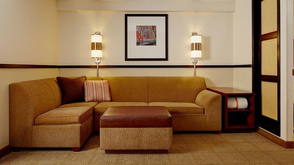 Hyatt Place Milwaukee Airport photo 6