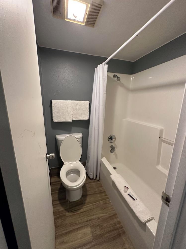 Home Suites Hill Country photo 31