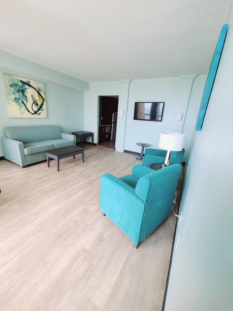 Ocean Reef Suites photo 6