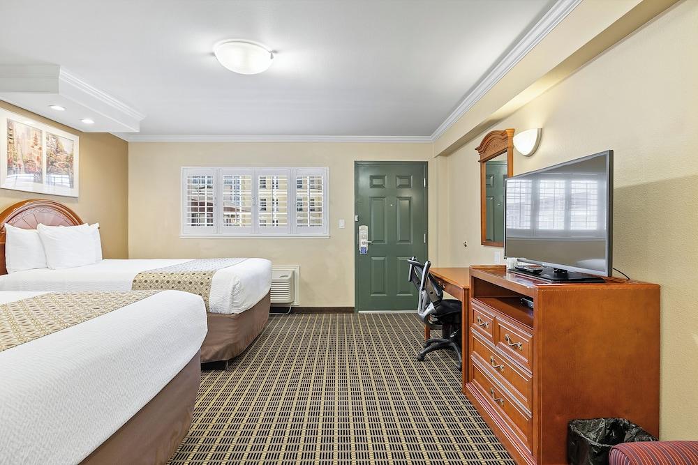 Alexis Park Hotel photo 33