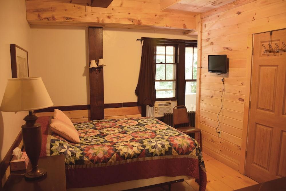 The Baseball Hotel photo 31