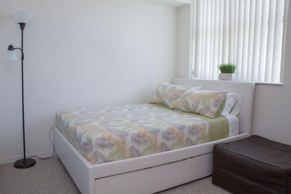 Best Holiday Suites photo 8
