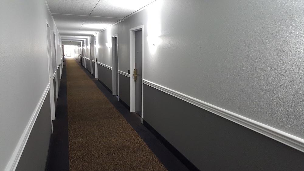 Ramada by Wyndham Henderson/Evansville photo 37