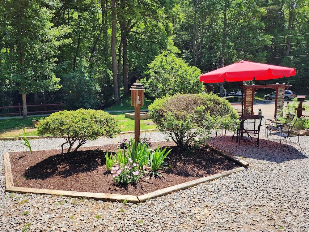 Black Bear Resort photo 34