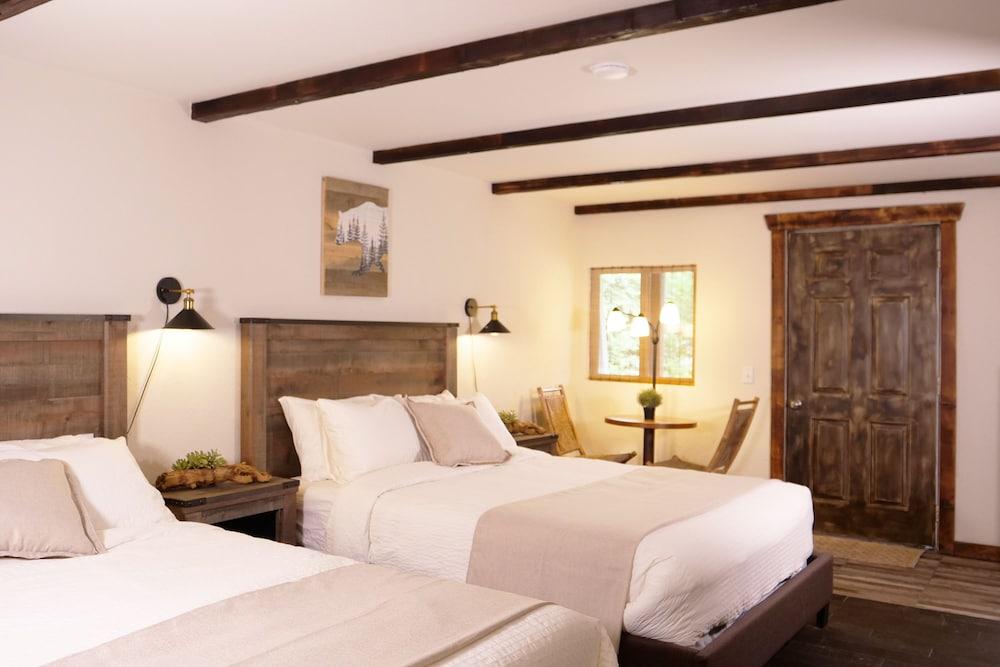 Paradise Village Hotel photo 10