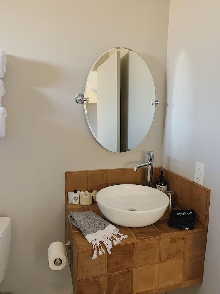 Willow House photo 22