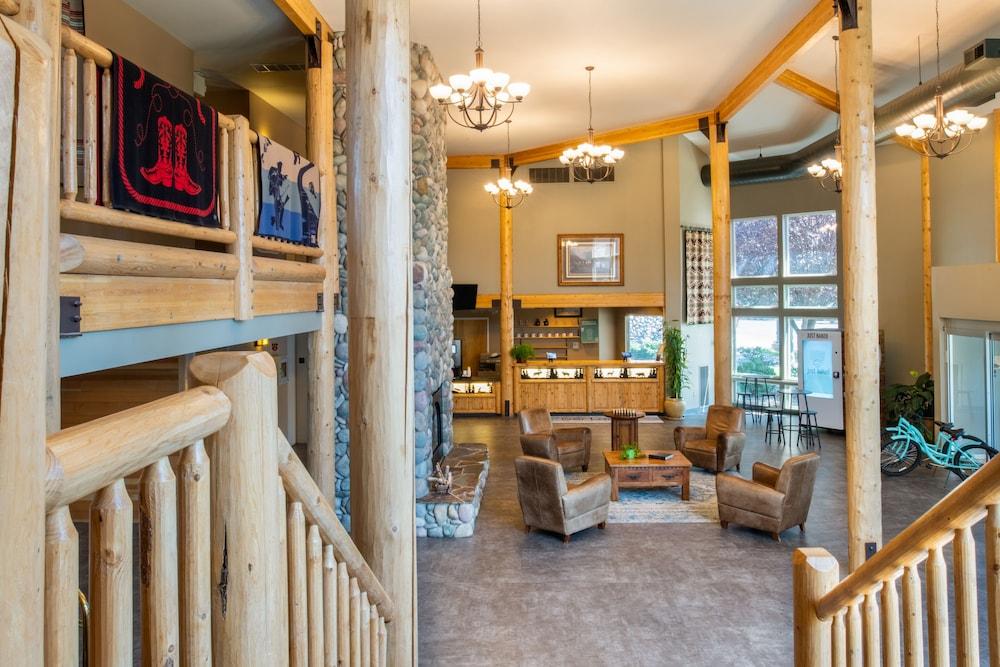 River Lodge And Grill photo 8